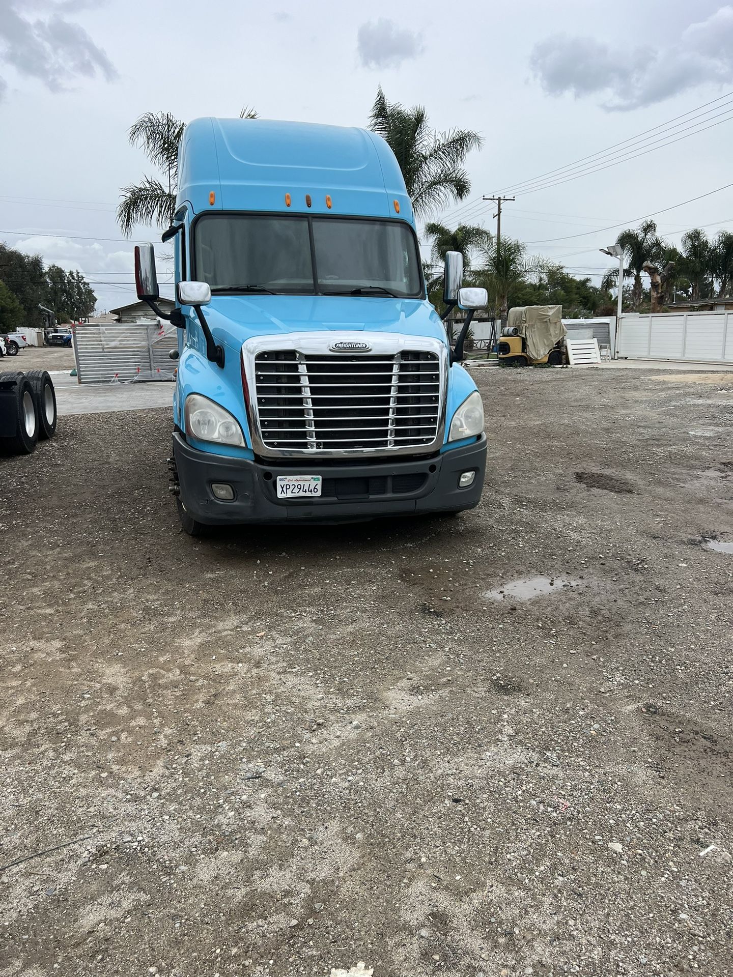 2012 Freight liner Cascadia Cummins ISX