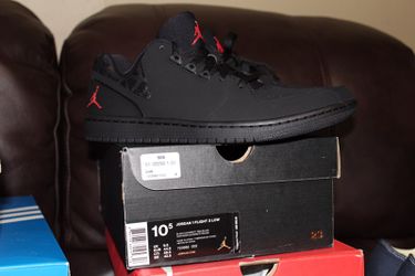 New in box jordan low size 10.5