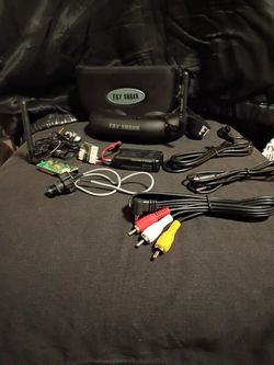 BRAND NEW FatShark Attitude V2 FCC-Certified FPV Headset Bundle