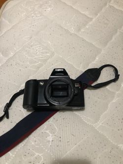 Canon EOS Rebel X S 35mm film camera body only