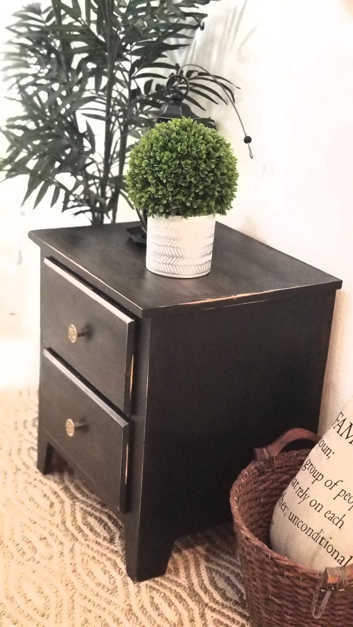 ACCENT TABLE W 2 DRAWERS/END TABLE/NIGHT STAND/DESK CABINET
