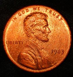 Beautiful 1983 Lincoln Memorial Cent With Gas Bubbling Error.. Plus Free 