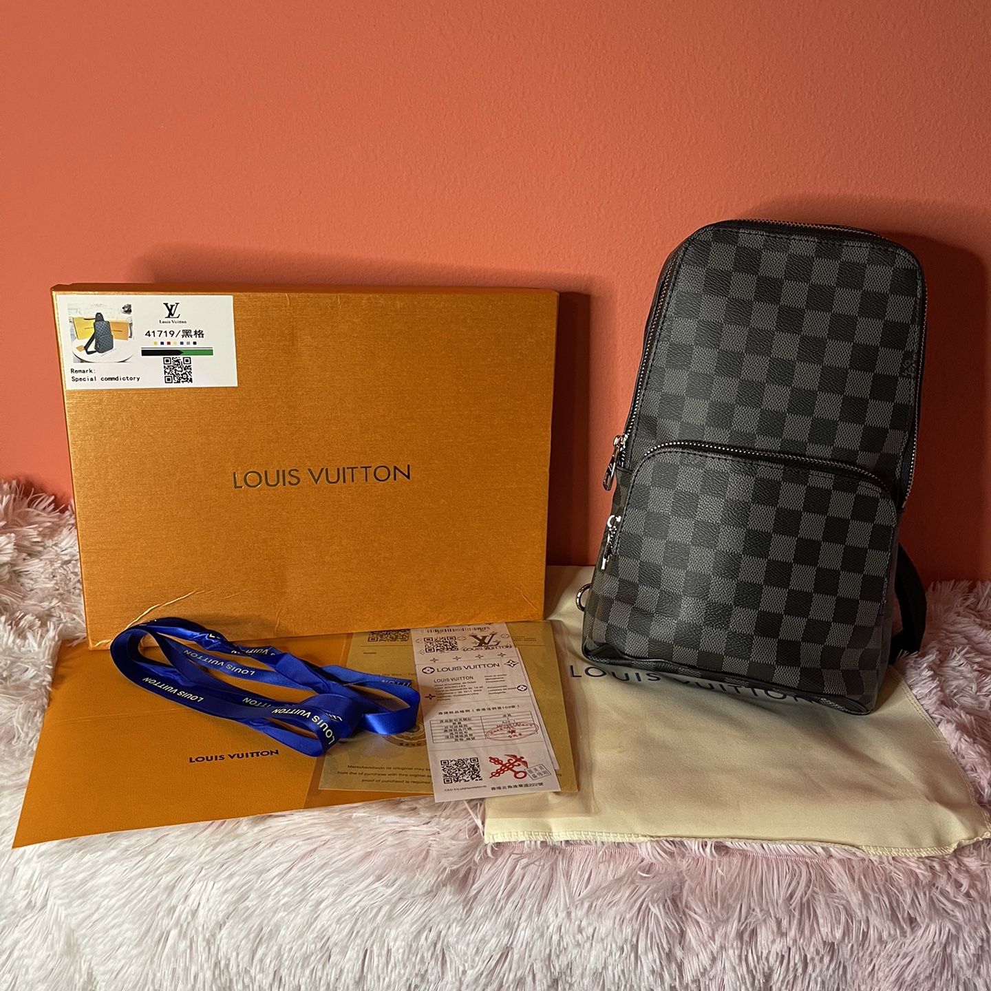 Louis Vuitton box with dust bag for Sale in Houston, TX - OfferUp