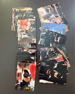 Lot of 44 of the 1992 BATMAN RETURNS TRADING CARDS