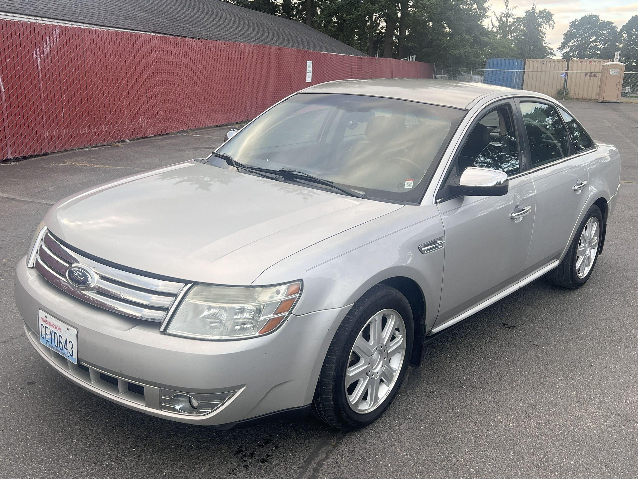 2008 Ford Taurus