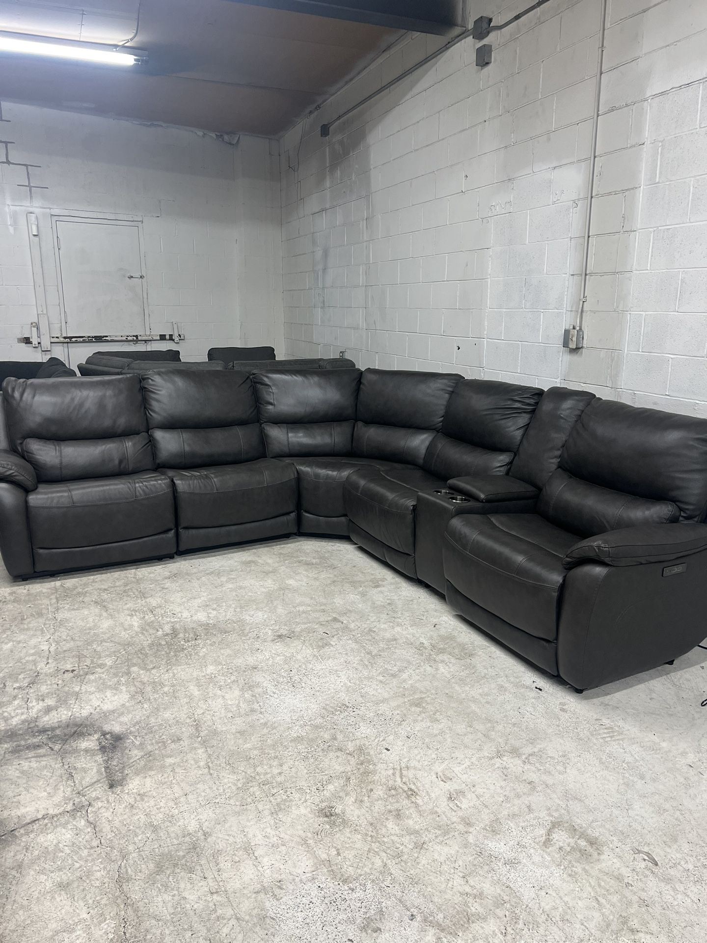 (Free Delivery) Wylder Gray Leather Power Sectional Sofa Couch