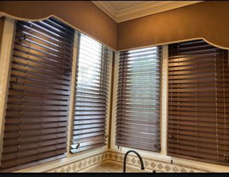 Window Blinds In Mint Condition