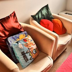 2 Modern Lounge Accent Chairs