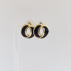 Vintage Black and Gold Tone Earrings Used