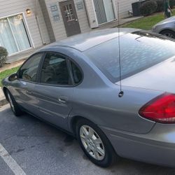 2007 Ford Taurus