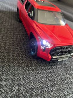 Toyota Tundra Diecast Model Car Red