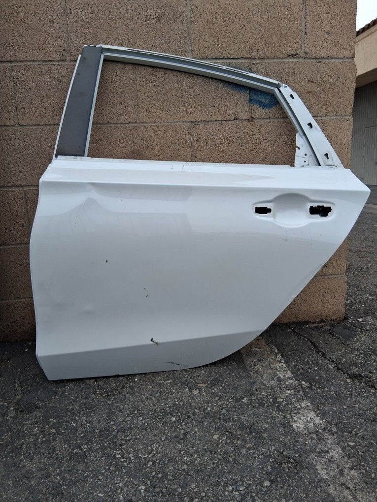Honda Civic 2016-2021 Rear Left Door