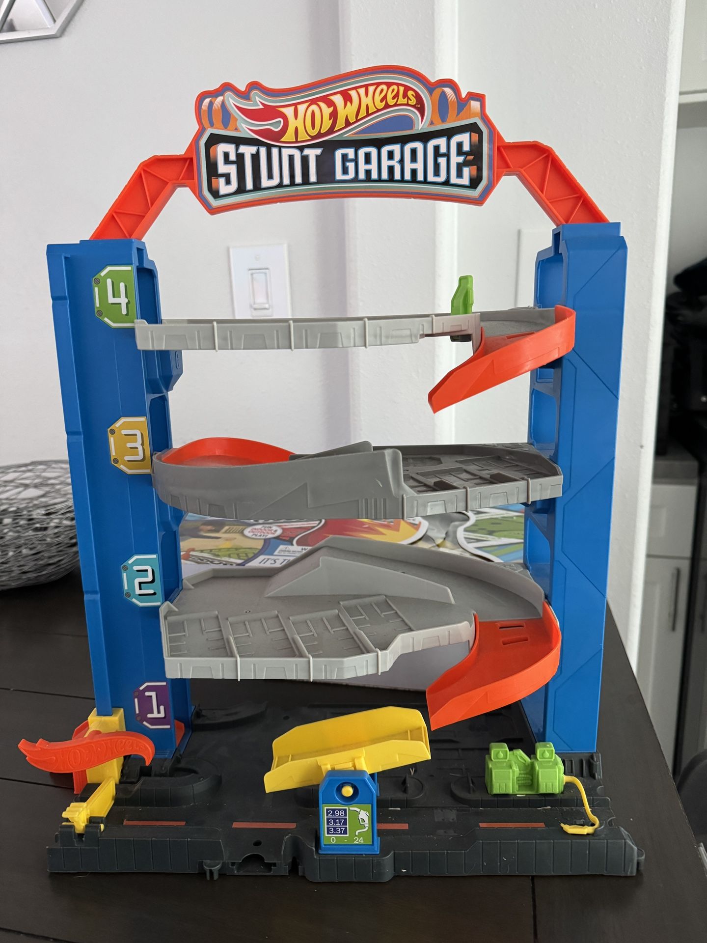 Hot wheels