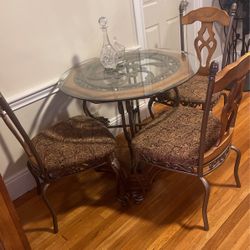Dinning Table 