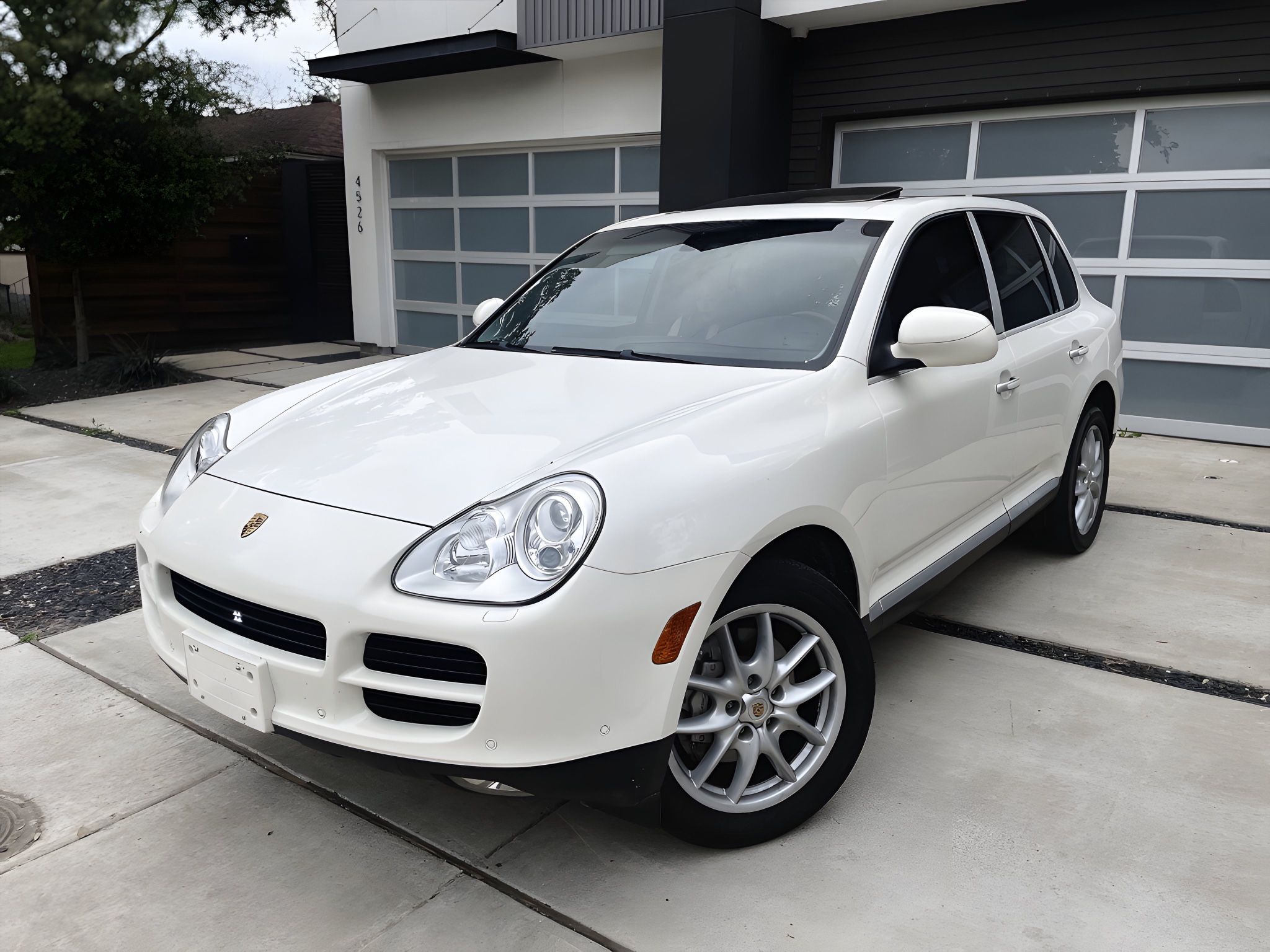 2004 Porsche Cayenne