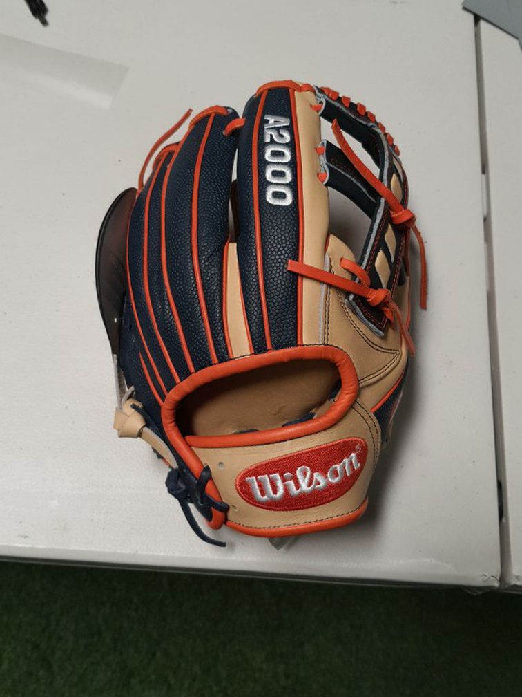 Wilson A2000 11.5" JA27 infield glove