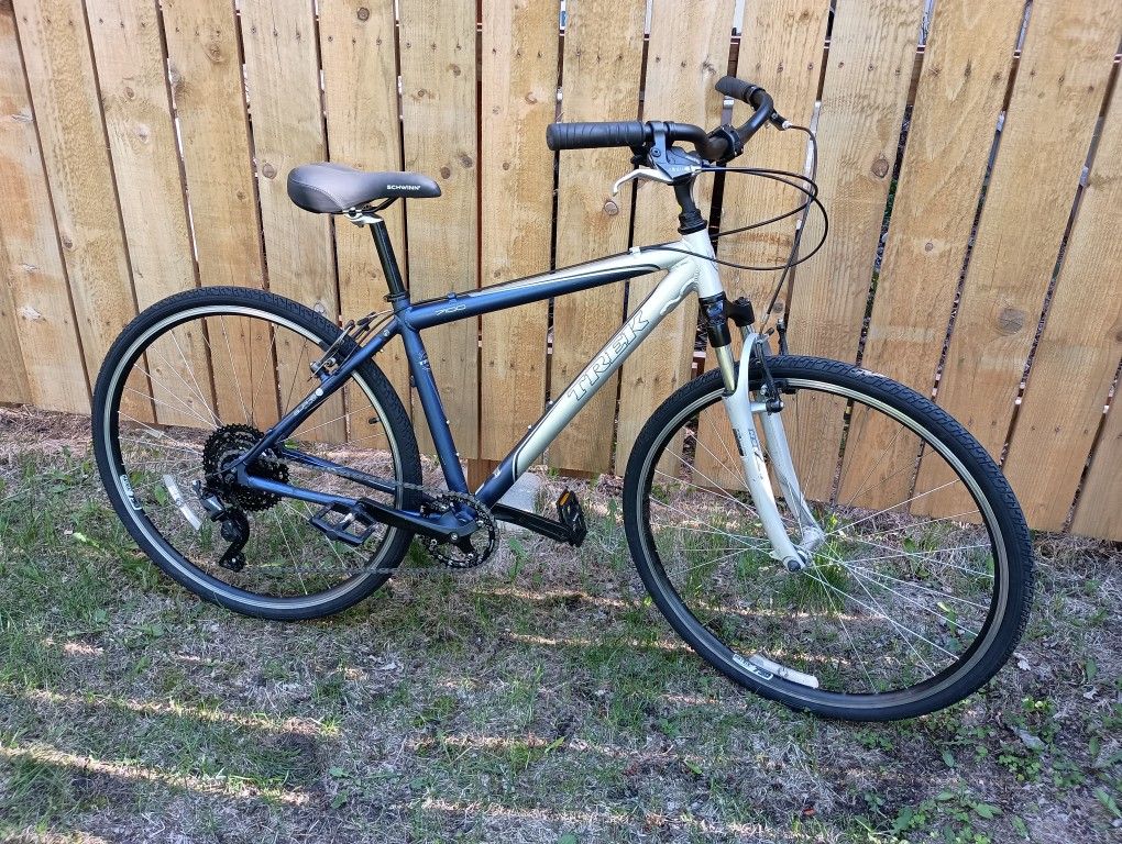 Trek 7100