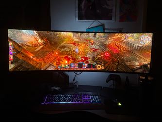 Gaming pc rtx 5070 with Samsung oled g9
