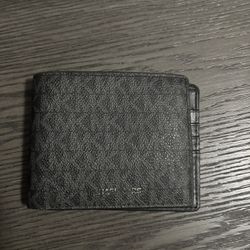 Used Micheal Kors Wallet