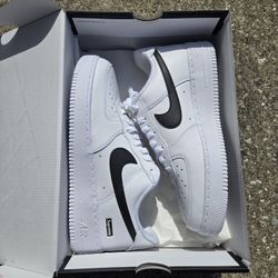 Nike Supreme Air Force One White Sizes: 4.5, 5, 5.5, 6, 6.5, 7, 7.5, 8, 8.5, 9, 9.5, 10, 10.5, 11, 11.5, 12, 13 (Pick Up)