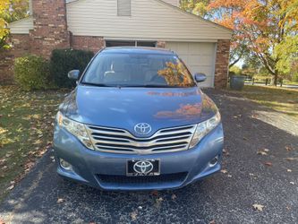 2009 VENZA $7,700 OBO
