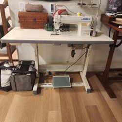 Selling JUKI Sewing Machine 