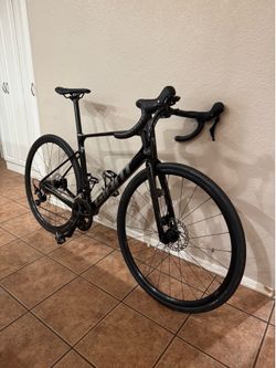 Giant Defy Advanced 2 Road Bike
