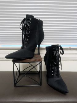 Gothic Witchy Satin Material Size 8 Lace Up Heel