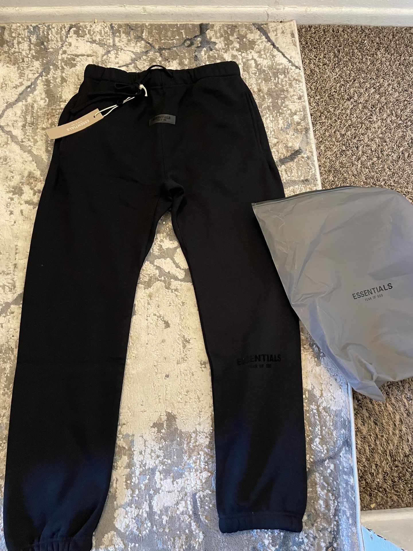 Essential Sweat Pants