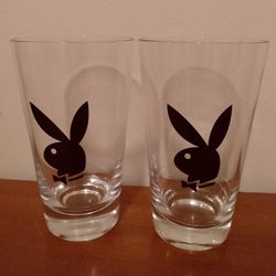 SET OF 2 VINTAGE PLAYBOY BUNNY LOGO  6" TALL CLEAR DRINKING GLASSES W/BLACK INSIGNIA 
