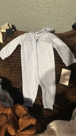 Mameluco para bebé de 9 meses nuevo  marca Nike