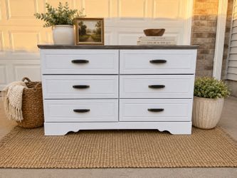 Dresser 6 drawer
