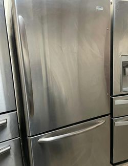 Stainless Steel Amana Fridge Bottom Freezer