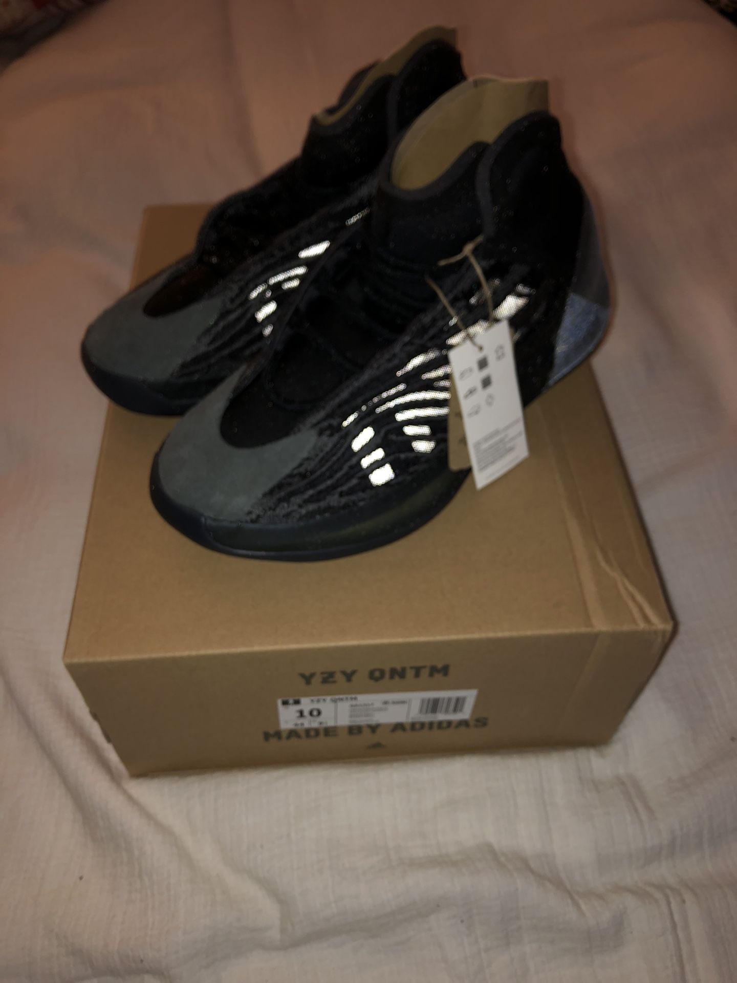 Yeezy QNTM Size 10 Brand New