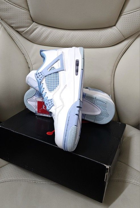 Jordan 4 Retro