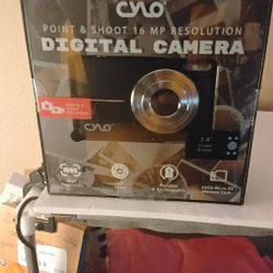 Digital Camera 