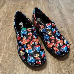 Easy Street Shoes Size 6