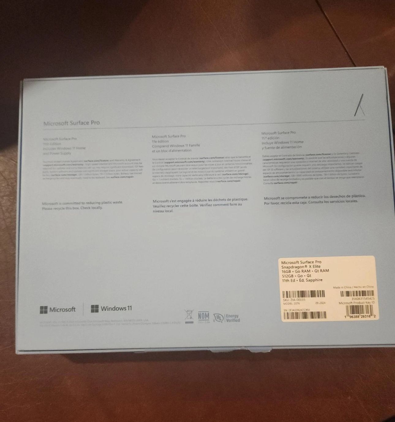 Microsoft surface pro copilot + PC 13” Oled snapdragon X elite 16gb 512gb 11th edition