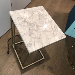 Faux Marble Side Table With USB Charging Port 
