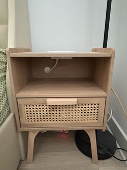2 nightstands LIKE NEW
