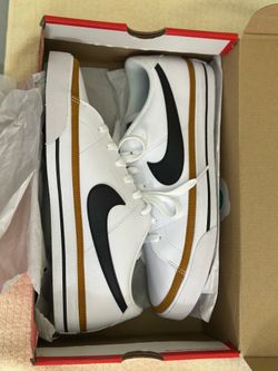 Nike court legacy