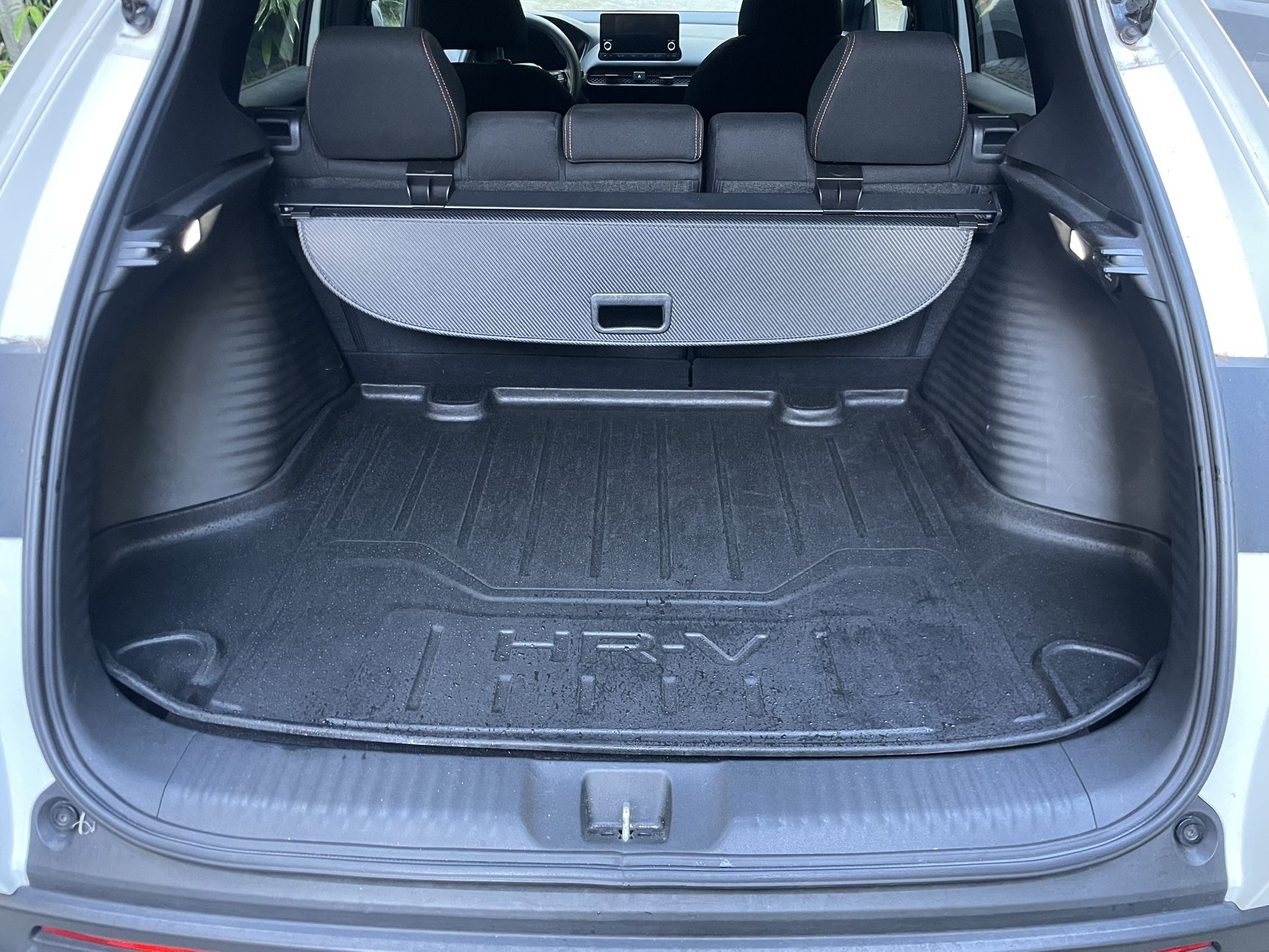 Honda 2023 HRV Cargo Cover And Mat