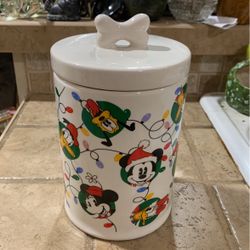 Disney Mickey Mouse & Friends Pluto Daisy Donald Holiday Cookie Jar Canister New