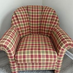 New Barrell Style Accent chair