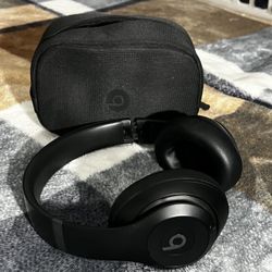 Beats Studio Pro Headphones