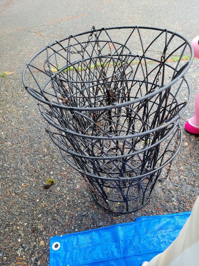 Metal Hanging Baskets