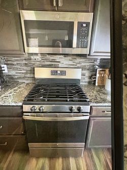 Kitchen appliances, oven, stove, microwave