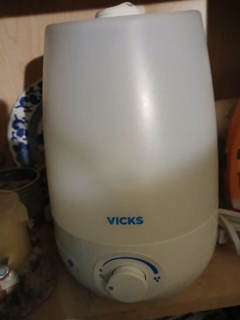Vick Dehumidifier