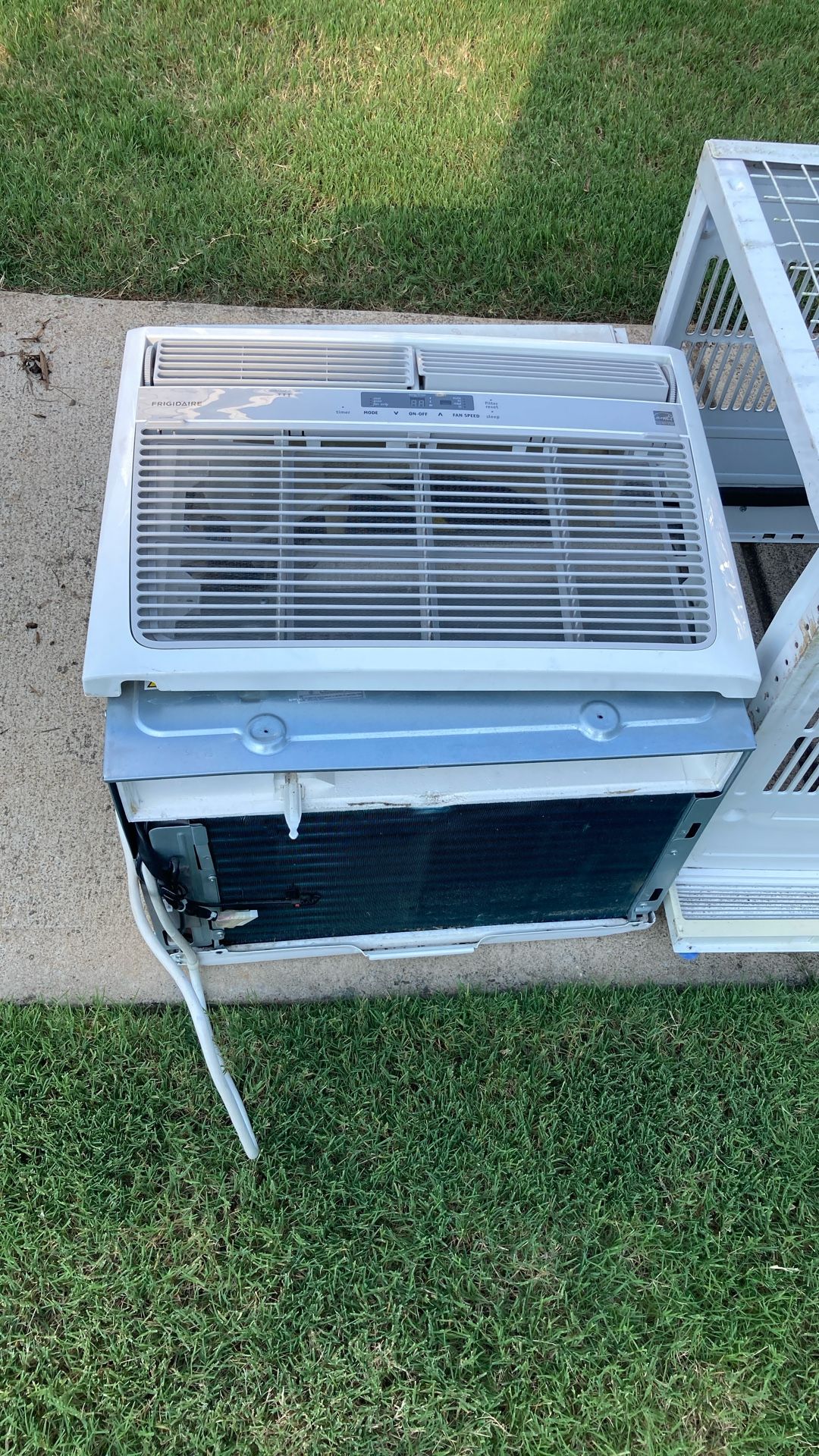 Frigidaire Window AC Unit Needs Repair To Work