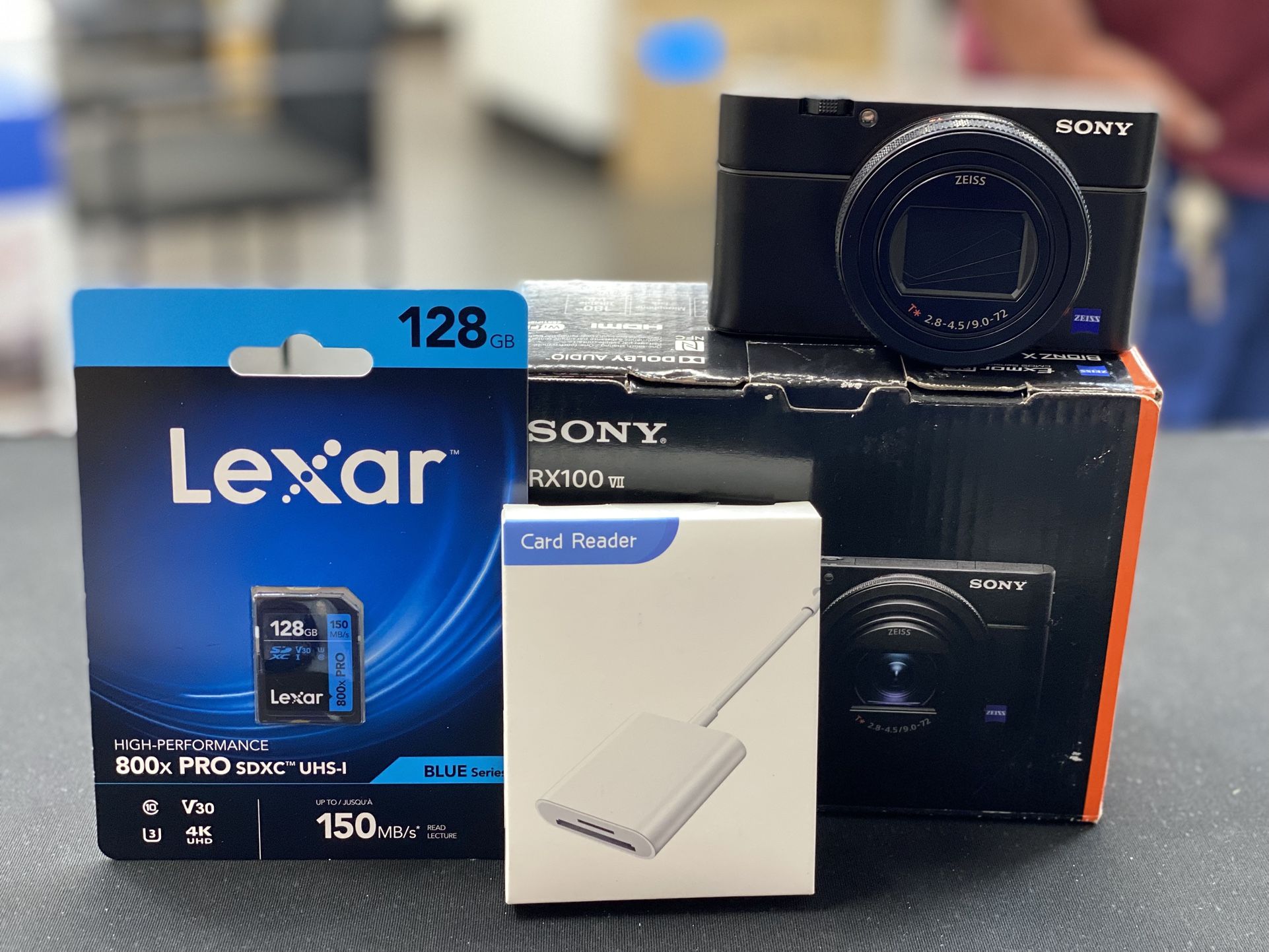 Sony RX100 VII Digital Camera